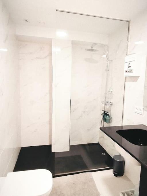 Center Wifi Parking Free Apartment กรานาดา ภายนอก รูปภาพ