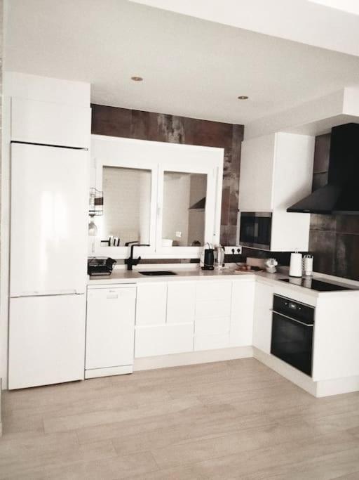 Center Wifi Parking Free Apartment กรานาดา ภายนอก รูปภาพ